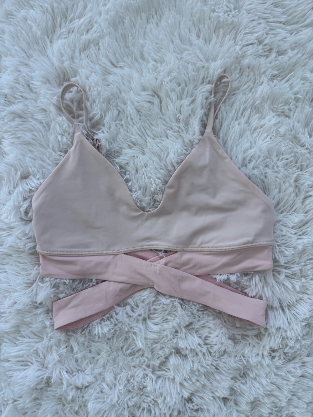 lululemon Still Now Bra 🍓 Milkshake